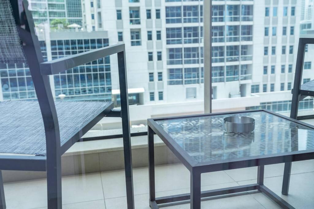 Cozy Studio In Sparkle Tower Jbr By Suiteable Dubai Exterior foto