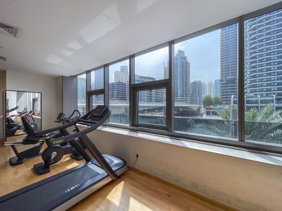 Cozy Studio In Sparkle Tower Jbr By Suiteable Dubai Exterior foto