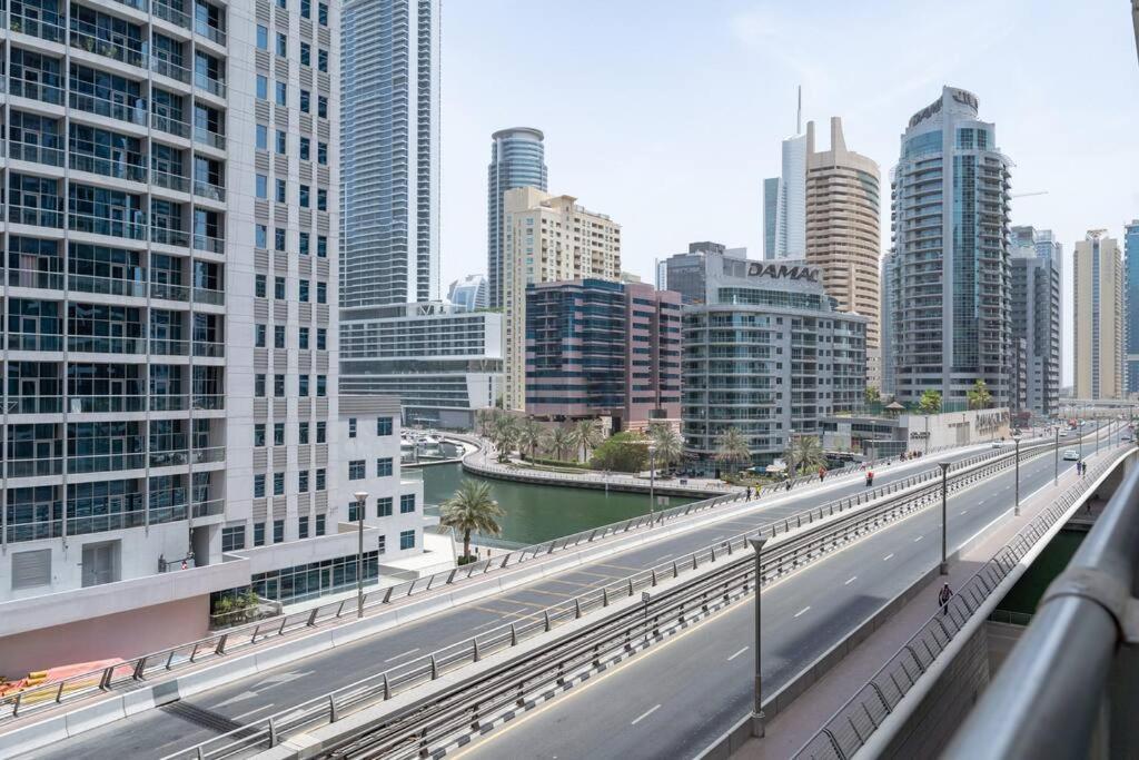 Cozy Studio In Sparkle Tower Jbr By Suiteable Dubai Exterior foto